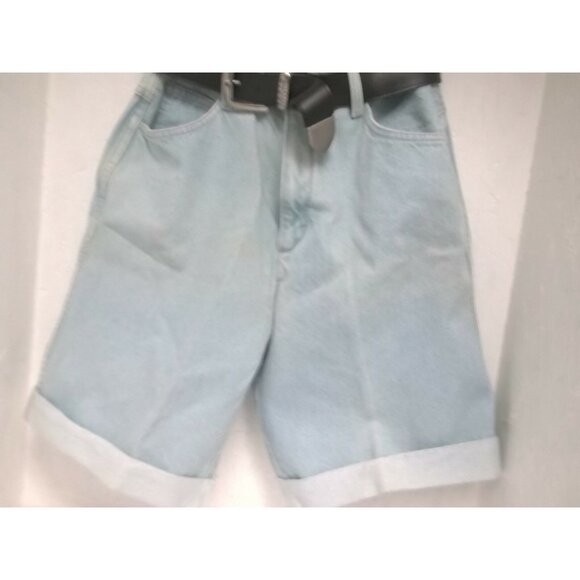 Denim Republic Pants - Retro Women's Denim Republic Shorts Hi -Waisted Light Blue Denim Size 9/10 NWOT
